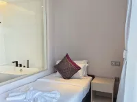 Q3 INN トゥン・サカラン海洋公園周辺のホテル