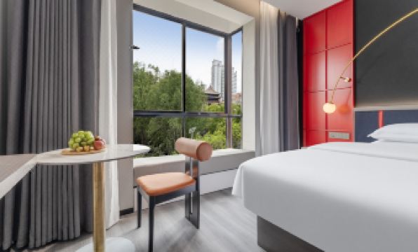 Home Inn Plus Four Seasons Hotel (Jinhua Zhejiang Normal University Branch