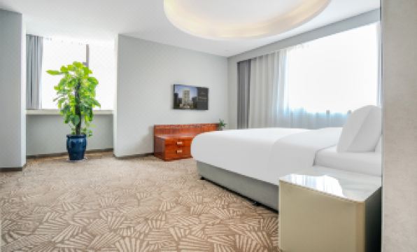 Yilong Anyun Hotel (Xi'an Huimin Street Bell Tower)