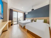 CHEERMAY HOTELS - Gym