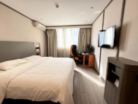 亞信電競民宿（金華義烏萬達廣場店）