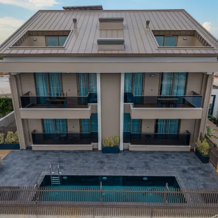 Moon Shine - Adults Only 12 Plus Отели рядом с достопримечательностью «Antalya Expo Center»