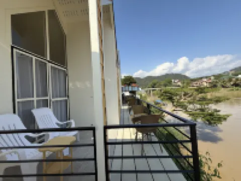 Nicha villa riverfront Thaton Hotels in Mae Ai