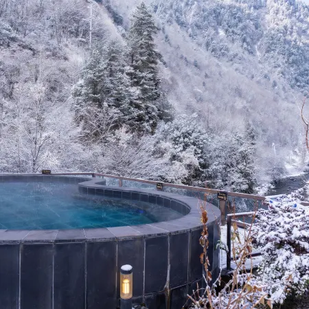 Lixian Bipeng·Shiguang Hot Spring Hotel