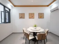 Yuehao Natural Courtyard View ins Beautiful Homestay (Wuyuan Baoyu Tower Branch) Hotels in Wuyuan