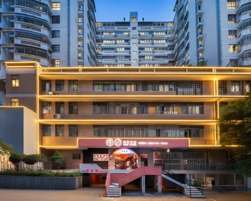 Jiamei · Ceramic Design Hotel (Quanzhou Dehua County Hospital Ceramic Capital Park) Hotels in Dehua