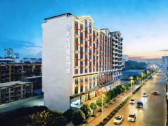 Mandala Hotel (Yizhou Bus Terminal Hechi University)