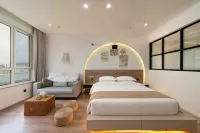 Nanwu Chushe · Xiaozhan (Xinhualian Square Branch)