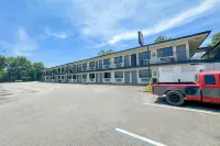 Luxury Inn by OYO Albany