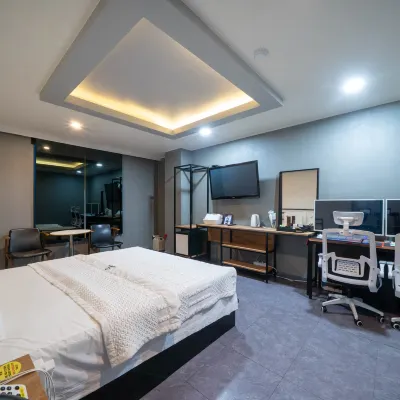 Busan Deokcheon AU Hotel Hotel berhampiran Stesen Pejabat Gangseo-gu