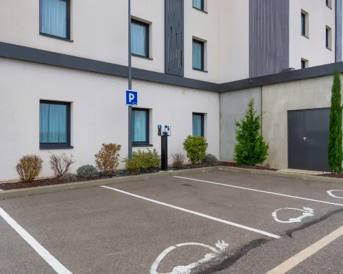 B&B HOTEL Troyes Magasins d'usine Hotels in Aube