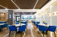 Golden Claw Hotel - breakfast