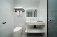 Daman Hotel (Guilin Quanzhou County Central Plaza) - Parkering