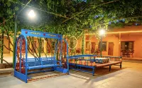 Turpan Momingpinju Homestay (Grape Valley Scenic Area Qingwa Lane)