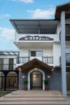 Jijian Qingshan Homestay (Yangshuo Shili Gallery Yulong River Scenic Area)