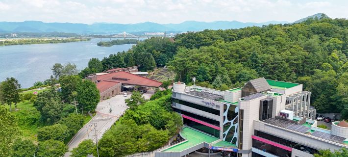 サンサンマダン チュンチェオン ステイ ホテル 春川市のホテル