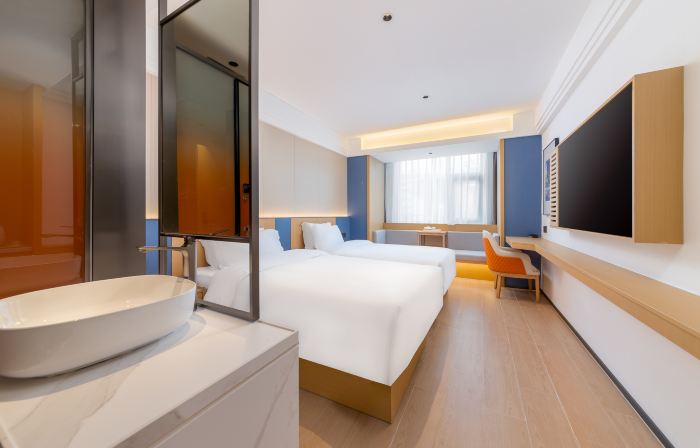 Wyndham Hotel (Donghu Qilou Old Street Store)