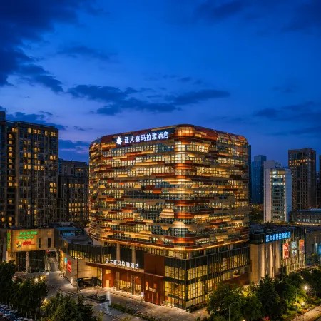 Himalayas Qingdao Hotel