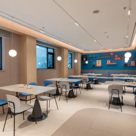 HomeInns·neo( Chaozhou Ancient City West Lake Branch)
