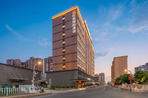 Jukai International Hotel - Mountain view