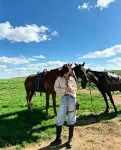 Amani Bread & Ger · Mongol Ger Guesthouse (Xilamuren Grassland) - 2 ดาว