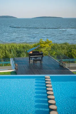 Suzhou Water House - Ocean View