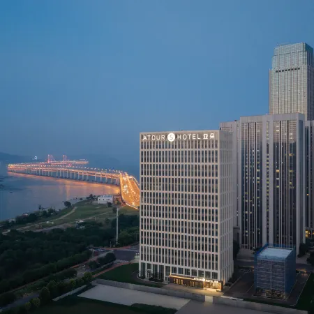 Atour S Hotel Dalian Hi-Tech Park,Xinghai Bay Bridge