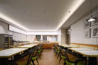 Manbo Hotel (Jiefangbei Area Hong Ya Dong) - 3 stjerner