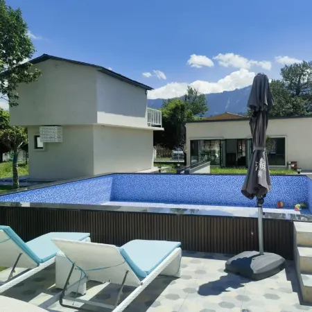 Wuman Shanye Camping Homestay
