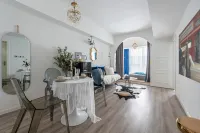 Chunxi Baidi Designer Apartment - 2성급