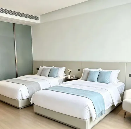 Qihai Homestay (Wenzhou Cangnan 168 Golden Coastline · Moon Bay Beach)