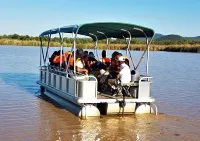 Crocodile Pools Safari Lodge - Parking