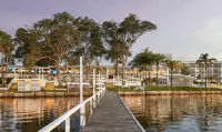 The Beachcomber Hotel & Resort - Beach