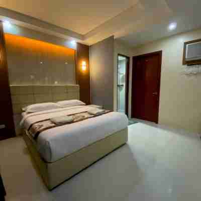 Hotel Erich Tuguegarao City by RedDoorz Rooms