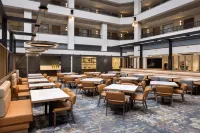 Embassy Suites by Hilton Lexington/UK Coldstream - parking