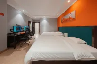 Boyue E-Sports (Quanzhou Luojiang Branch) - Esports