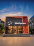 HomeInn YUNIK Esports Hotel (Zibo Jinjing Avenue Badajia Branch) - 2つ星