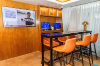 Best Western Plus Maple Leaf - business