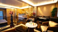 Four Seasons Light Hotel - Bãi đậu xe