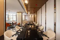 錦江都城飯店（九江站聯盛九江快樂城店） - 山景