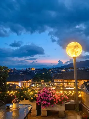 Dali Yundiao Mushe Artist Homestay (Dali Ancient City Yuxuan Road Branch) - Flughafentransfer