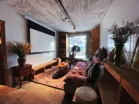 Urumqi Wild Hangjia Youth Hostel