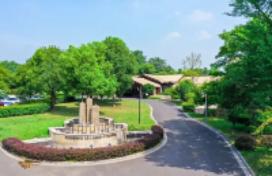 Seclusive Life Yangzhou Resort