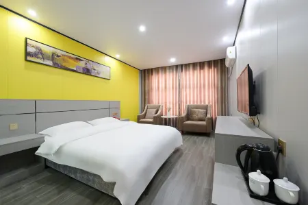 Xiang East Hotel ( Xiangyang East Station) Отели рядом со станцией Xiangyang East  Railway Station