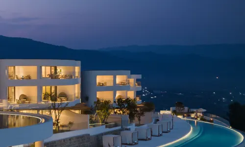 Tengchong Yuebo Banshan Hot Spring Resort