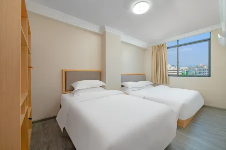 Weifu Hotel (Shenzhen Baoan International Convention and Exhibition Center)