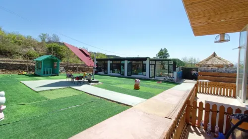 Chengde Shanli Meet Homestay - Pool