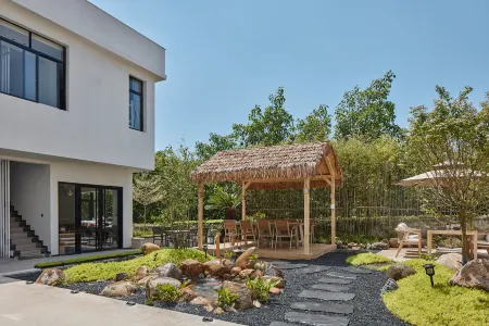 Xiamen Shanxun Qishu Jinyuan Hotel (Xiamen North Railway Station Institute of Technology) Отели рядом с достопримечательностью «Huaqiao University»