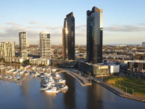 Melbourne Lifestyle Apartments - Best Views on Collins Hotels in Docklands