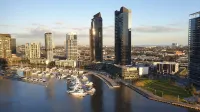 Melbourne Lifestyle Apartments - Best Views on Collins